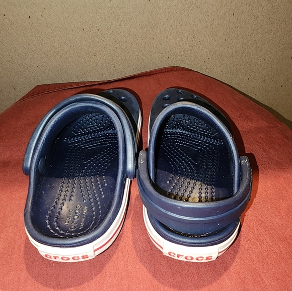 Crocs - Picture 2 of 5